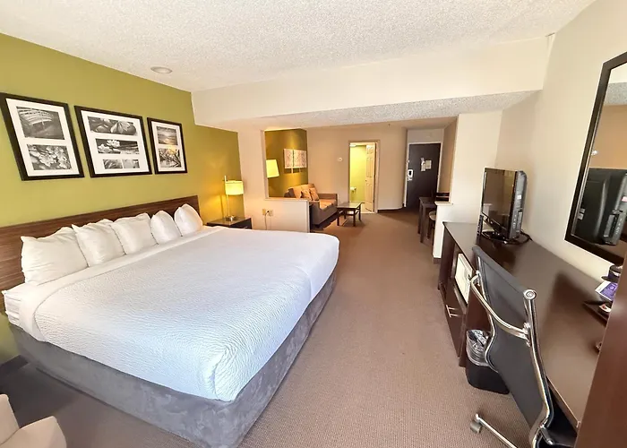 Sleep Inn & Suites Niantic North